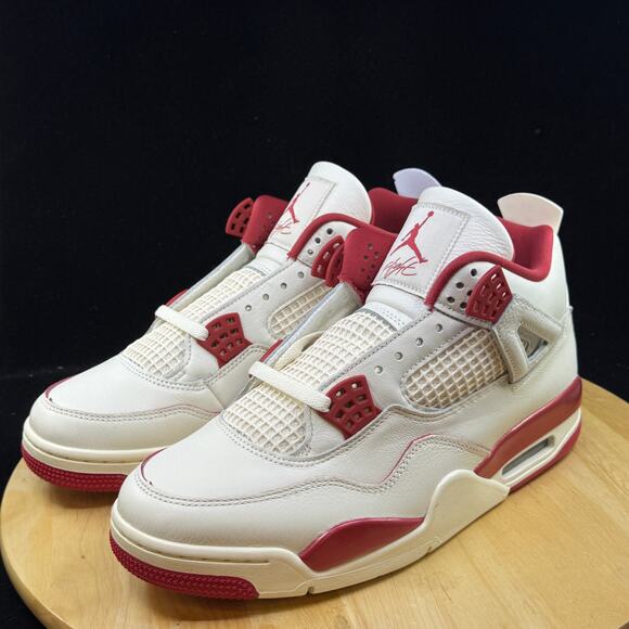Air Jordan 4 Retro Valentine\'s Day Wmns Size 12W/ 10.5M Brand New HV0823-108 main image 6